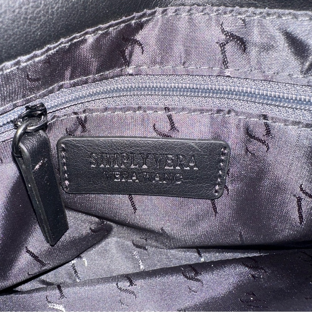 Simply Vera Vera Wang Black and Burgundy Wristlet - Picture 8 of 9